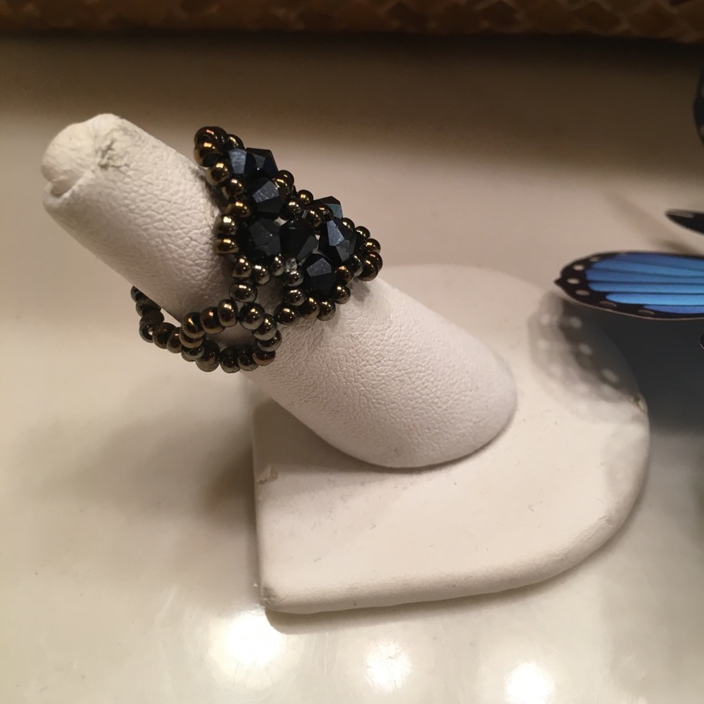 Beaded Ring & Matching Earring Set - Picture 4 of 5